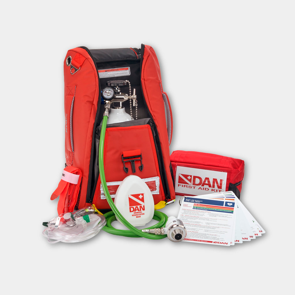 First Aid Backpack w/O2 & MTV-100 White Shoulder